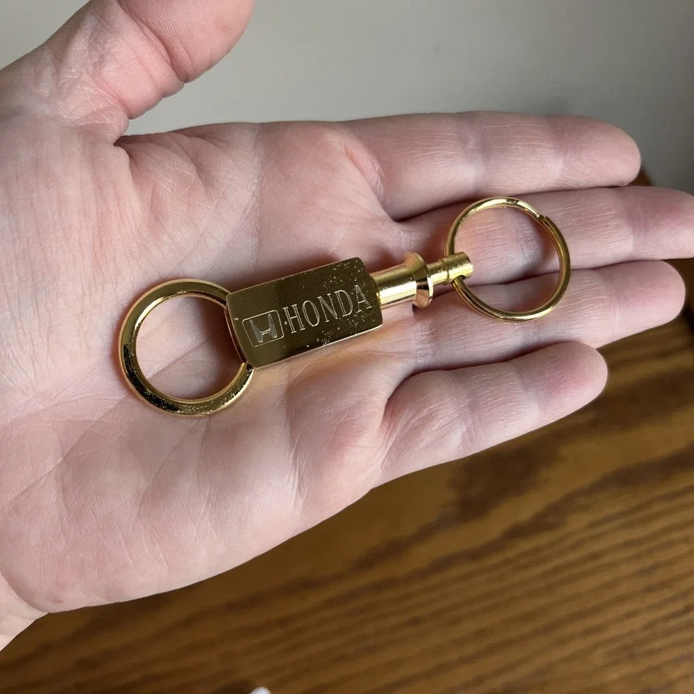 Honda Valet Key Chain Gold Tone Engraved Shiny